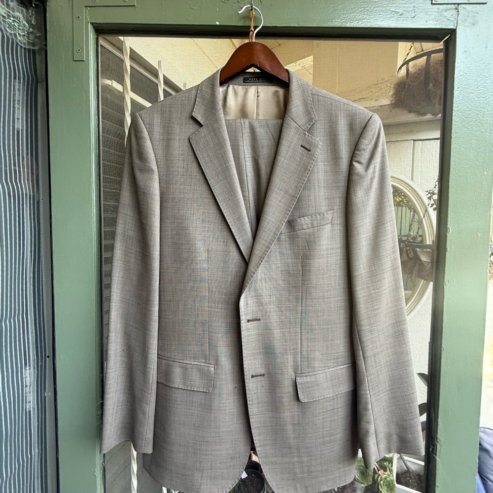 Zara Light Gray Men's Blazer 44jacket / 32 pant